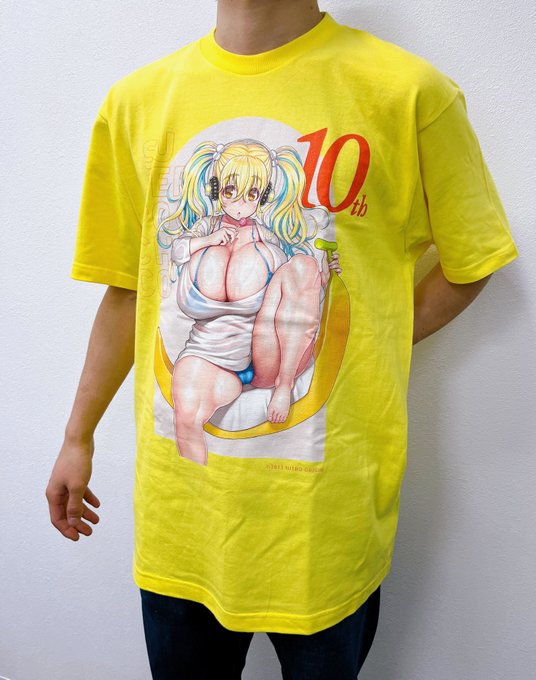 「すーぱーぽちゃ子 10th Anniversary Book」の表紙イラストがTシャツになりました☆