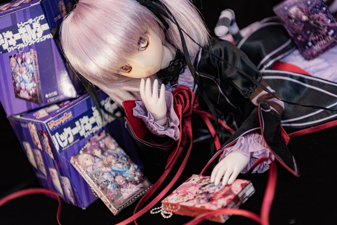 懐かしの名作から最新作までを約1/4スケールでミニチュア化した『パッケージキーホルダー』シリーズ、只今予約受付中です♪